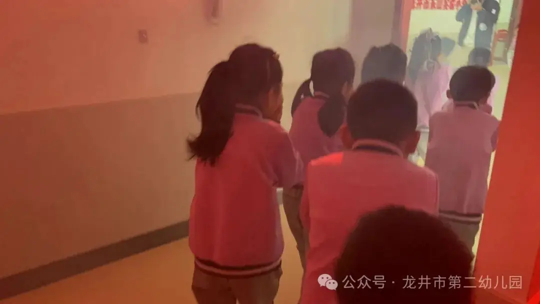 【幼儿活动】“趣”探小学,“幼”见成长——龙井市第二幼儿园携手龙井市东山实验小学开展参观小学活动 第57张 【幼儿活动】“趣”探小学,“幼”见成长——龙井市第二幼儿园携手龙井市东山实验小学开展参观小学活动 第57张