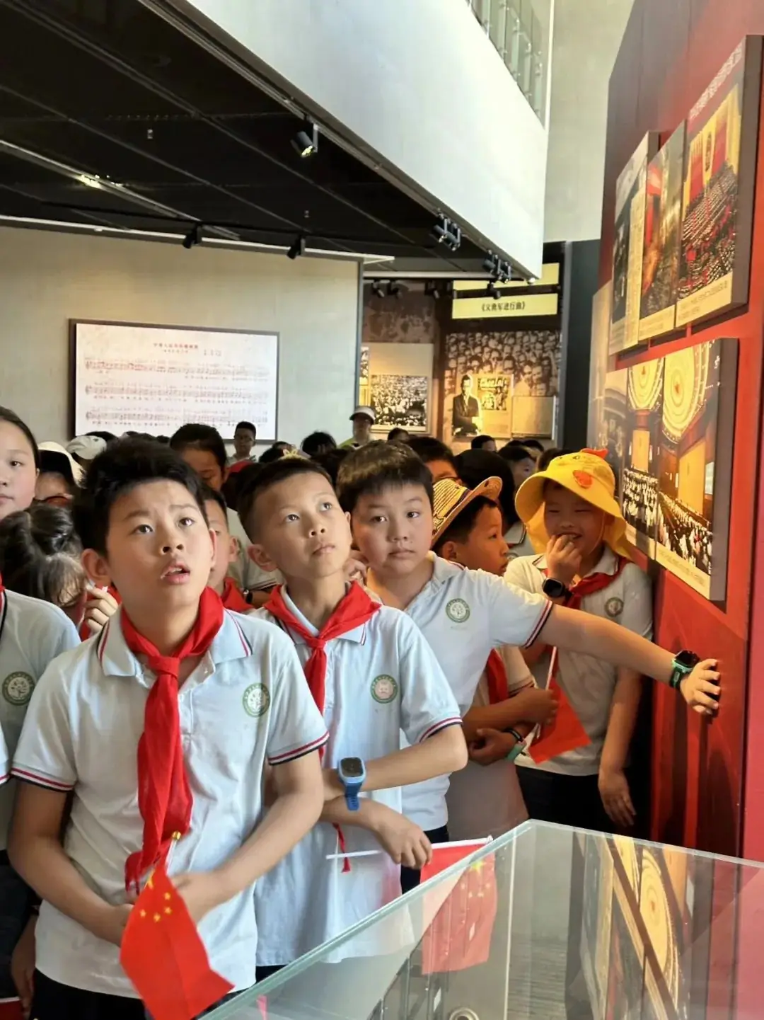 花园小学“国歌嘹亮 耕读童年”——庆六一•红领巾爱祖国研学实践活动 第28张 花园小学“国歌嘹亮 耕读童年”——庆六一•红领巾爱祖国研学实践活动 第28张