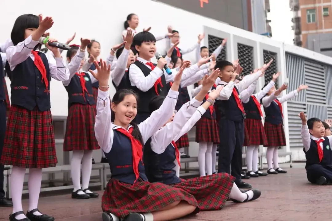 闪亮的日子 | 龙华中心小学“新百年 星教师”第八届班主任节 第4张 闪亮的日子 | 龙华中心小学“新百年 星教师”第八届班主任节 第4张