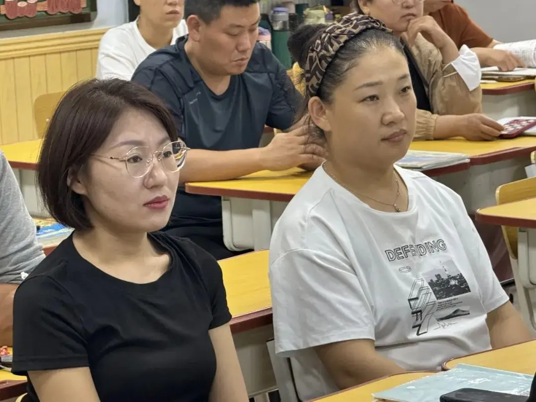 【柳林校区】一起见证成长——柳林铺小学召开家长交流会 第44张 【柳林校区】一起见证成长——柳林铺小学召开家长交流会 第44张