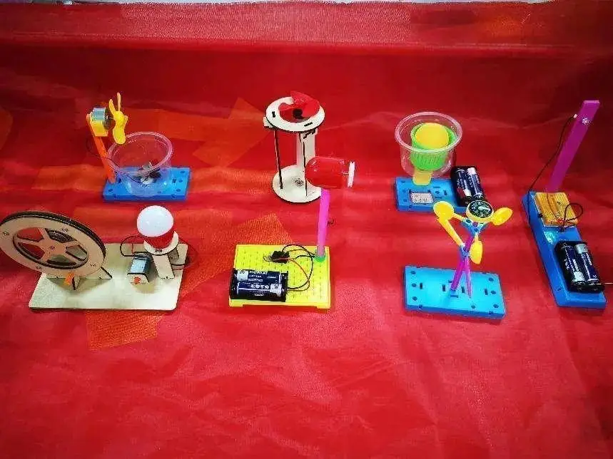 周口市文昌小学第二届文化艺术节优秀作品展 第72张 周口市文昌小学第二届文化艺术节优秀作品展 第72张