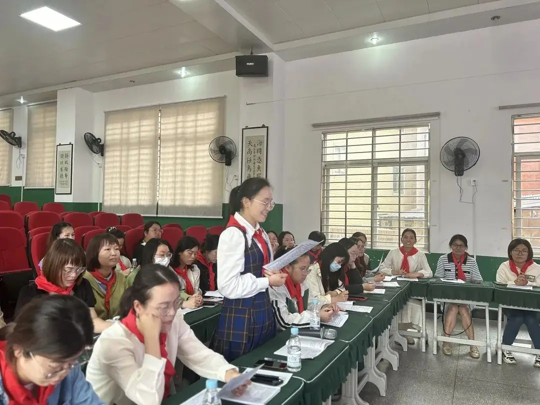 尚志中心小学:举行晋江市谢志辉少先队名辅导员工作室第三场活动(尚志中心小学专场) 第23张 尚志中心小学:举行晋江市谢志辉少先队名辅导员工作室第三场活动(尚志中心小学专场) 第23张
