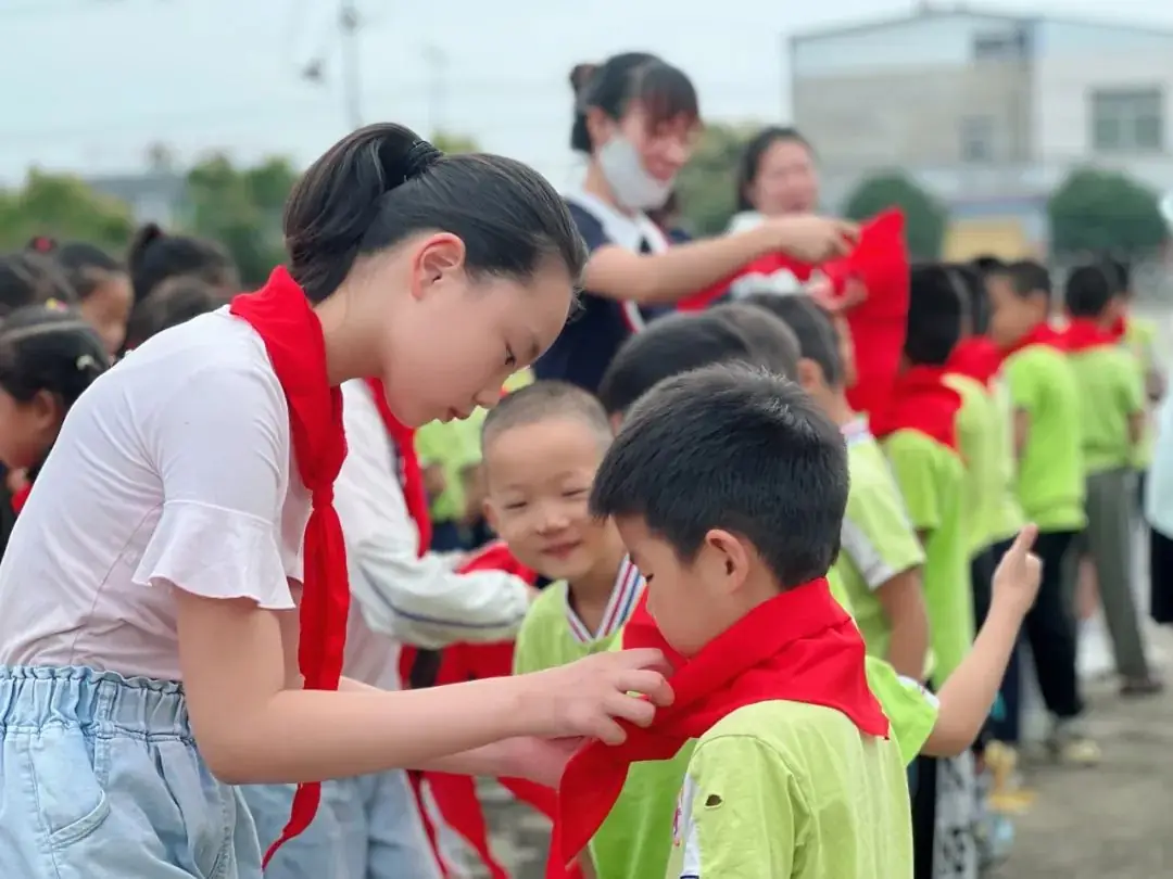 【走,参观小学去!】佛子山镇中心幼儿园大班级部参观小学活动 第30张 【走,参观小学去!】佛子山镇中心幼儿园大班级部参观小学活动 第30张
