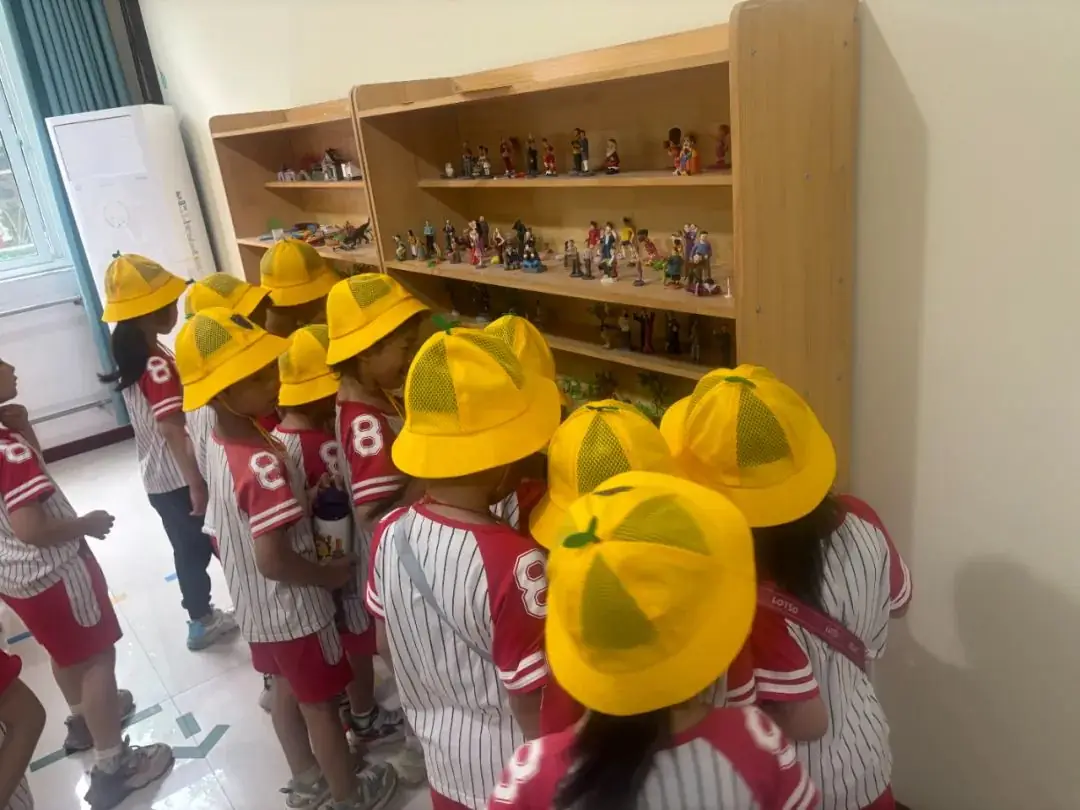 美好初夏,“幼”见小学——安阳高新区商颂小学迎接各幼儿园走进小学幼小衔接活动纪实 第18张 美好初夏,“幼”见小学——安阳高新区商颂小学迎接各幼儿园走进小学幼小衔接活动纪实 第18张