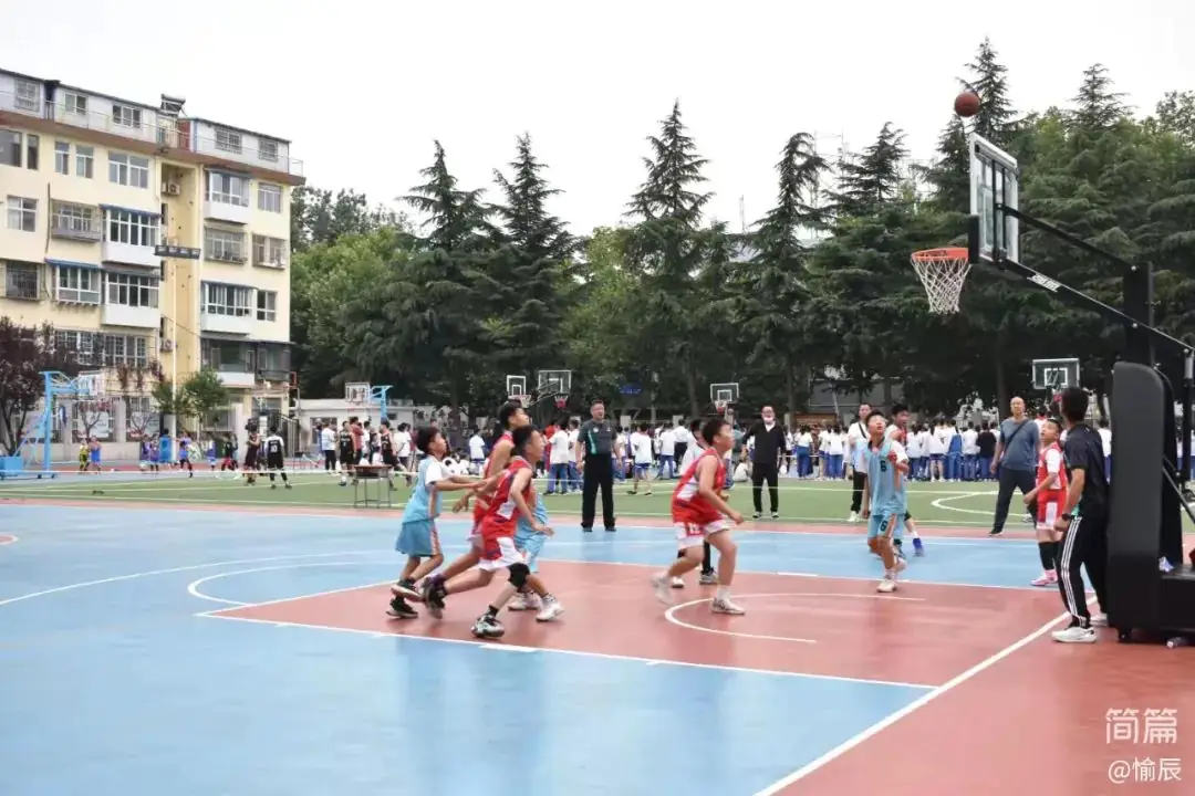 晋城市城区凤台小学在市区小学生篮球联赛中获佳绩 第27张 晋城市城区凤台小学在市区小学生篮球联赛中获佳绩 第27张