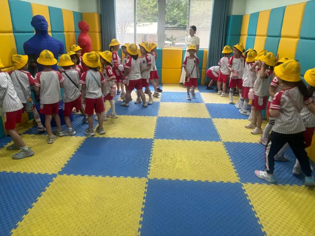 美好初夏,“幼”见小学——安阳高新区商颂小学迎接各幼儿园走进小学幼小衔接活动纪实 第21张 美好初夏,“幼”见小学——安阳高新区商颂小学迎接各幼儿园走进小学幼小衔接活动纪实 第21张