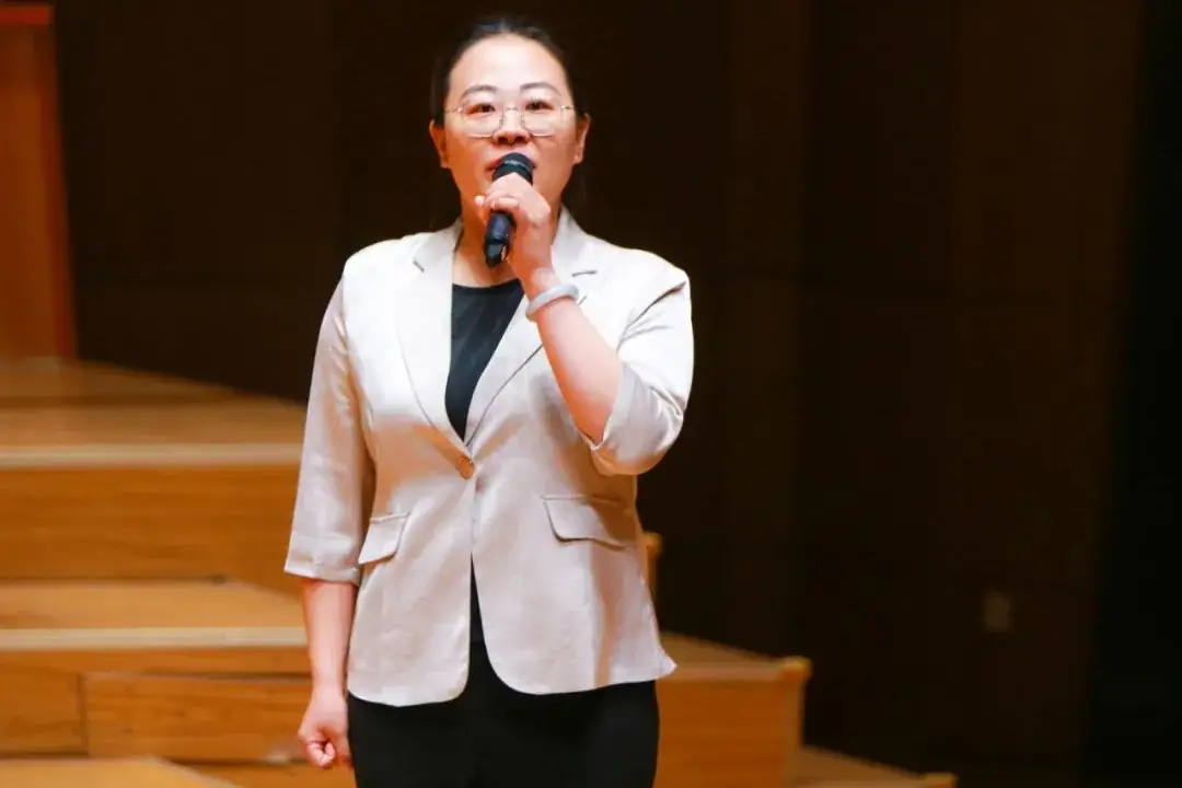 灯市口小学举行“逐光前行 扬帆远航”金帆合唱团二十周年专场音乐会暨灯市口小学建校160周年素质教育成果展示活动 第99张 灯市口小学举行“逐光前行 扬帆远航”金帆合唱团二十周年专场音乐会暨灯市口小学建校160周年素质教育成果展示活动 第99张