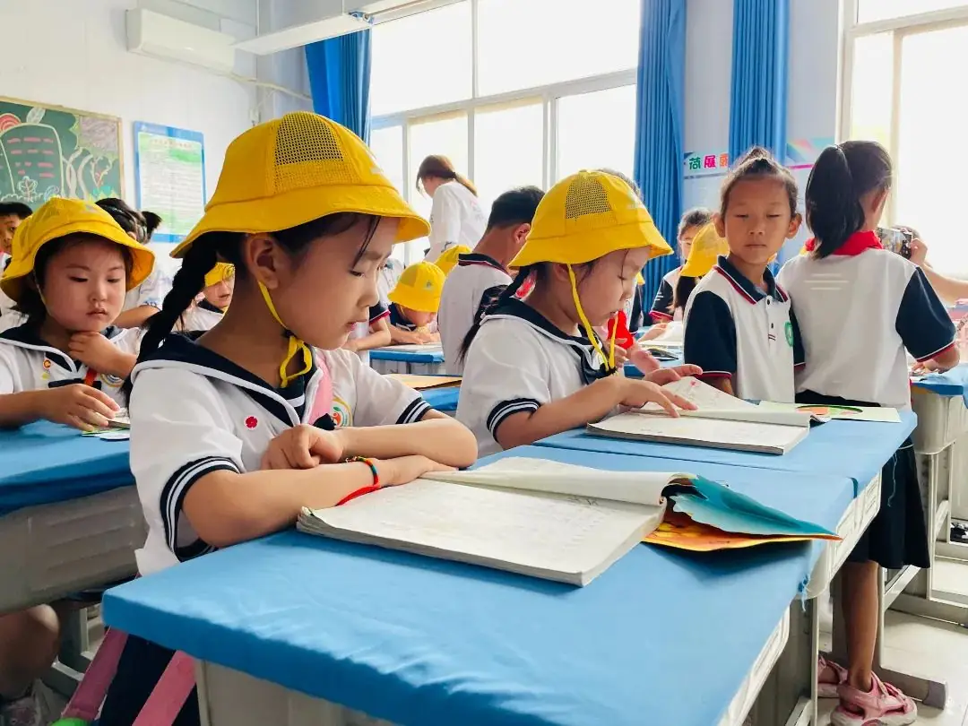 【无棣县实验幼儿园分园】走进小学,乐享成长——大班幼儿参观第四实验小学纪实 第44张 【无棣县实验幼儿园分园】走进小学,乐享成长——大班幼儿参观第四实验小学纪实 第44张