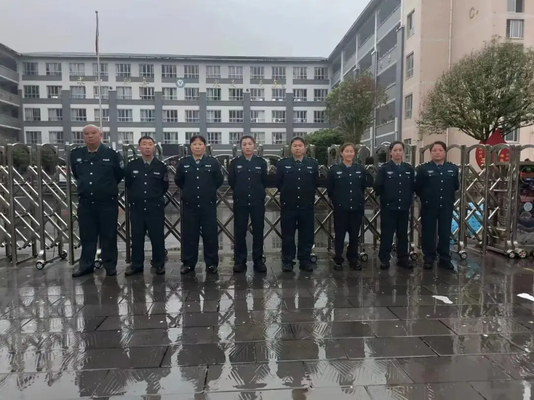 【浙大小学·动态】坚守一份责任,守护校园安宁 ——浙大小学保安工作纪实 第9张 【浙大小学·动态】坚守一份责任,守护校园安宁 ——浙大小学保安工作纪实 第9张