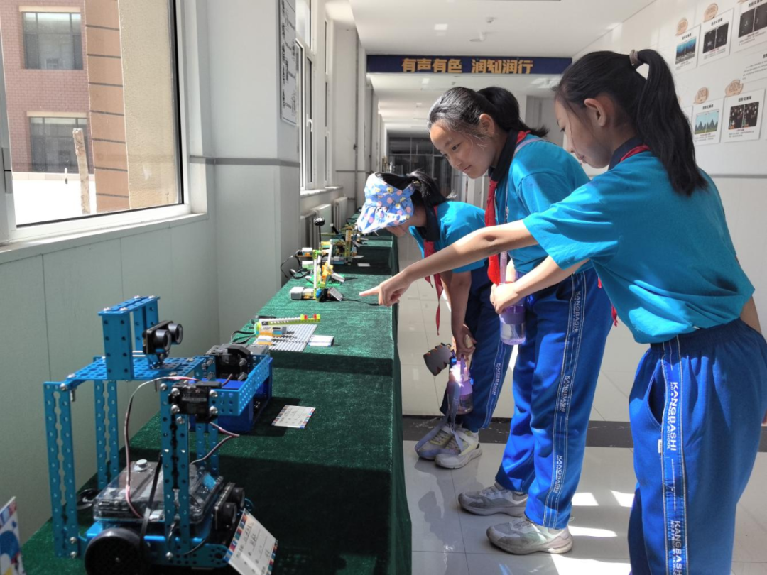 科学教育专栏|康巴什区第八小学“智慧城市”主题作品展 第2张 科学教育专栏|康巴什区第八小学“智慧城市”主题作品展 第2张
