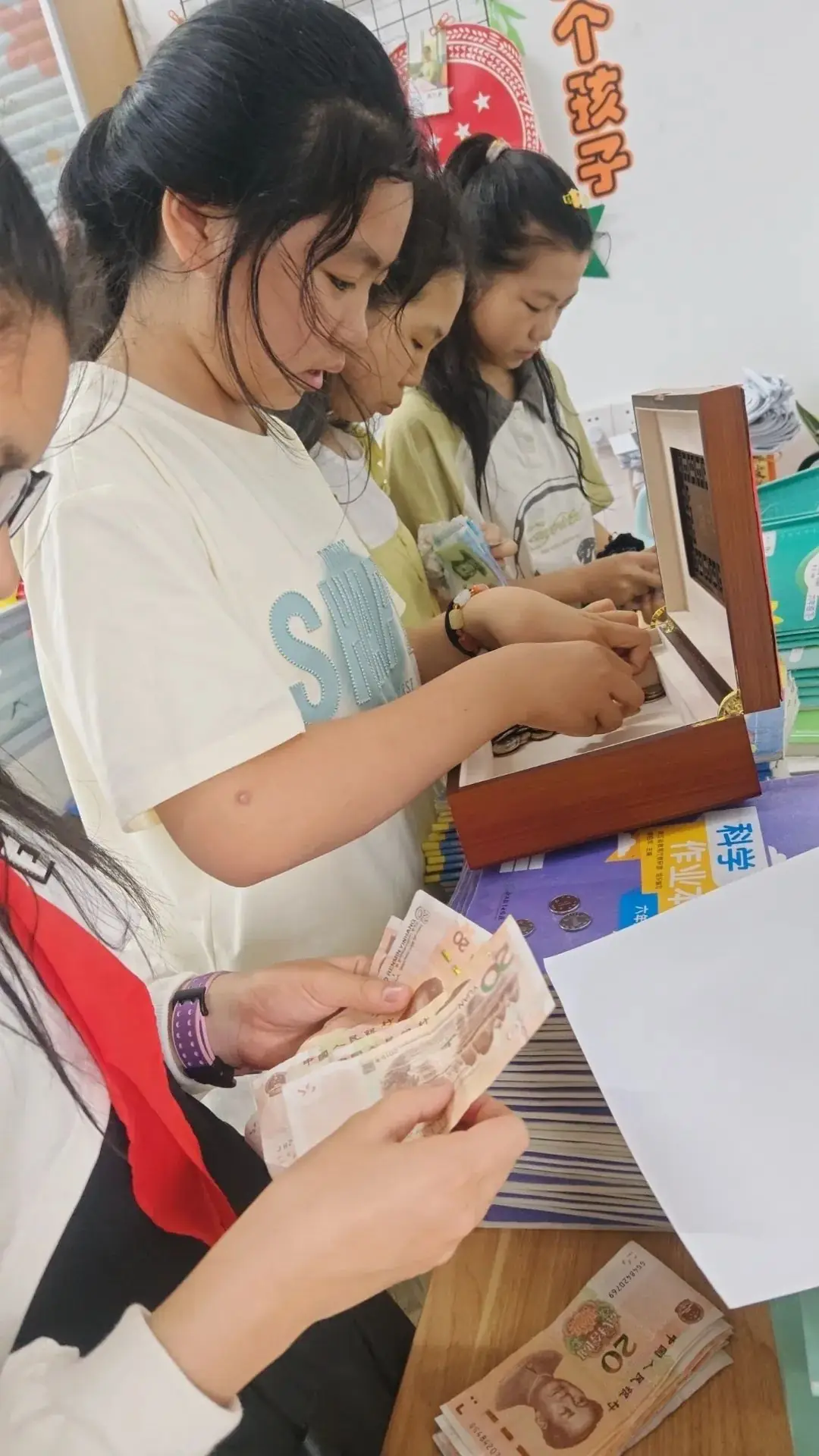 童梦飞扬 梦想起航----闻堰小学608班六一儿童节活动 第6张 童梦飞扬 梦想起航----闻堰小学608班六一儿童节活动 第6张