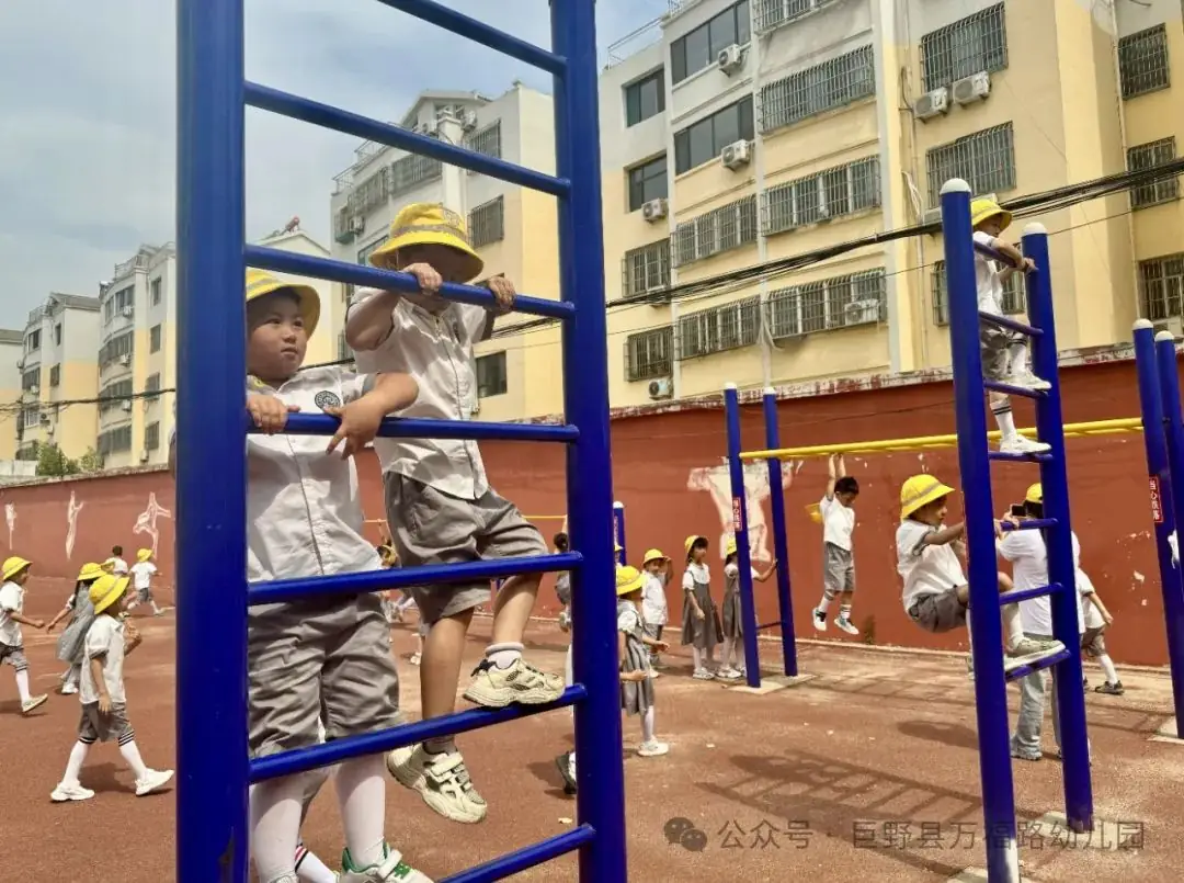 【党建引领】幼小衔接 “趣”见小学——巨野县万福路幼儿园参观小学活动 第39张 【党建引领】幼小衔接 “趣”见小学——巨野县万福路幼儿园参观小学活动 第39张