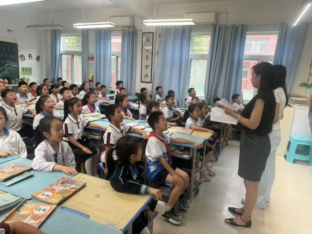 校园动态|曹县第一实验小学经典诵读验收活动 第27张 校园动态|曹县第一实验小学经典诵读验收活动 第27张