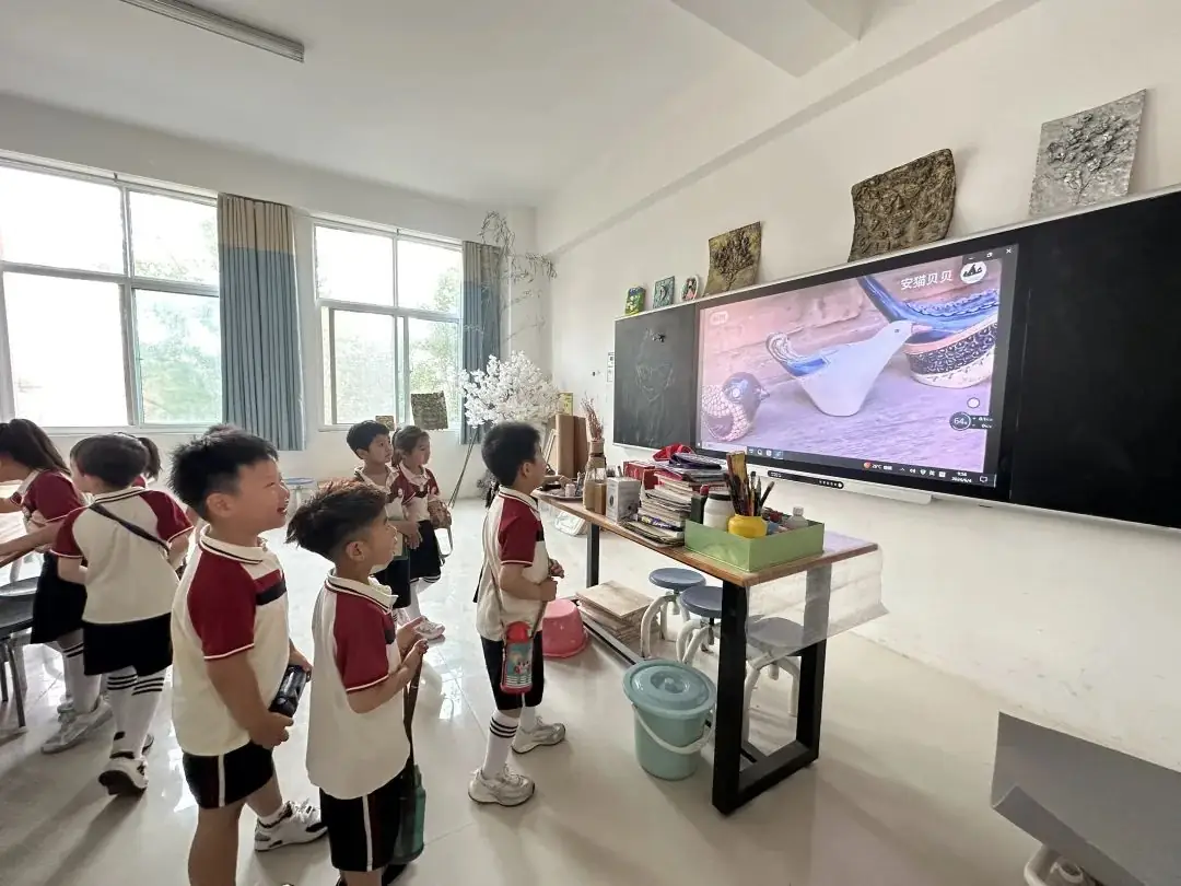 初探小学 礼遇成长——枣庄市第二十九中学附属幼儿园大班组参观小学活动 第48张 初探小学 礼遇成长——枣庄市第二十九中学附属幼儿园大班组参观小学活动 第48张