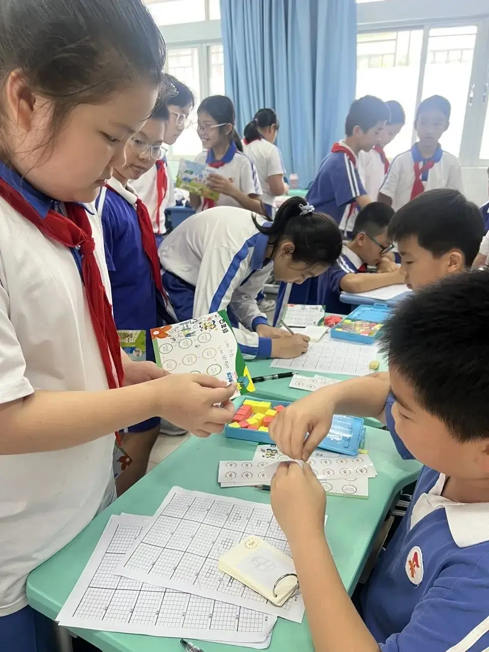 激发智慧之光,点亮思维之旅 —— 梅山小学四年级数学素养月活动纪实 第23张 激发智慧之光,点亮思维之旅 —— 梅山小学四年级数学素养月活动纪实 第23张