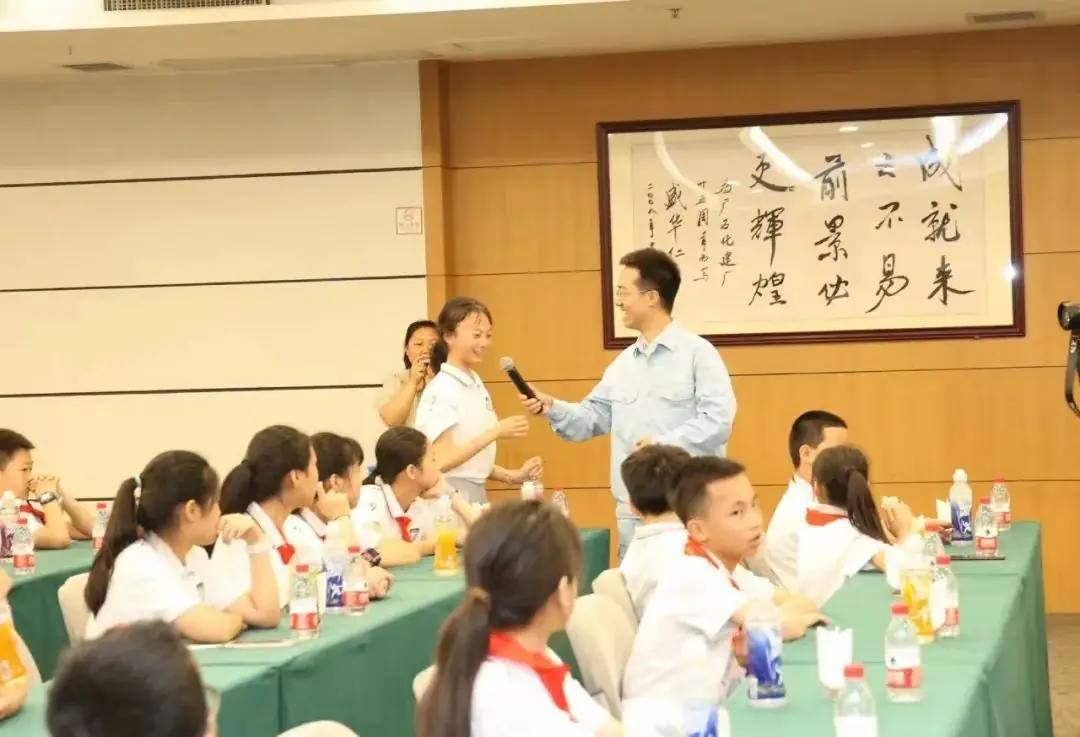 湖南省凤凰县阿拉石化小学“优才生”赴荔园小学跟班研学 第85张 湖南省凤凰县阿拉石化小学“优才生”赴荔园小学跟班研学 第85张