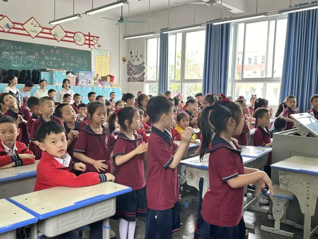 初探小学 礼遇成长——宣汉县蒲江幼儿园幼小衔接活动 第33张 初探小学 礼遇成长——宣汉县蒲江幼儿园幼小衔接活动 第33张