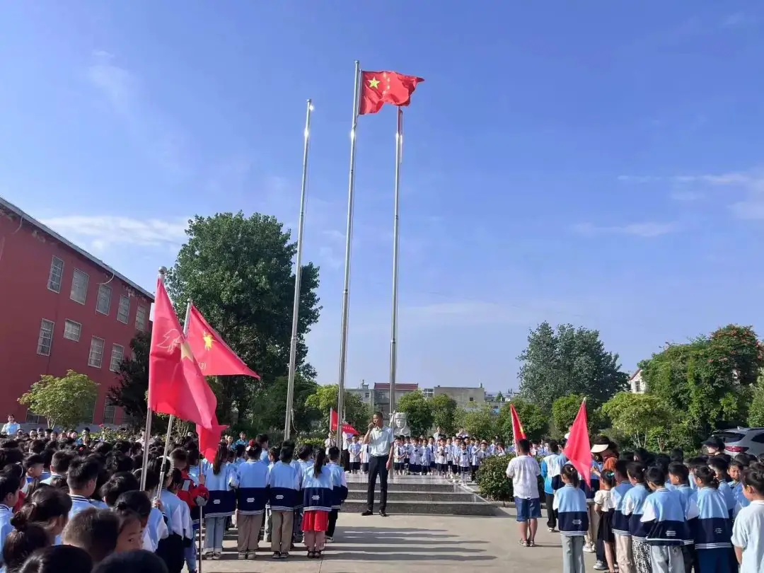马集镇中心小学开展向航天员学习的系列活动 第2张 马集镇中心小学开展向航天员学习的系列活动 第2张