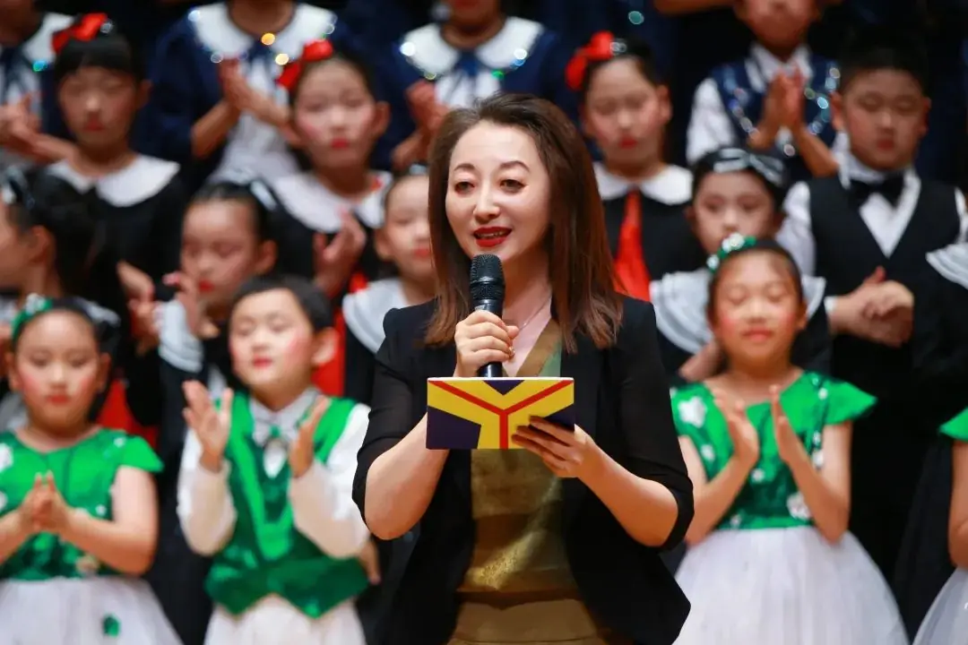 灯市口小学举行“逐光前行 扬帆远航”金帆合唱团二十周年专场音乐会暨灯市口小学建校160周年素质教育成果展示活动 第119张 灯市口小学举行“逐光前行 扬帆远航”金帆合唱团二十周年专场音乐会暨灯市口小学建校160周年素质教育成果展示活动 第119张