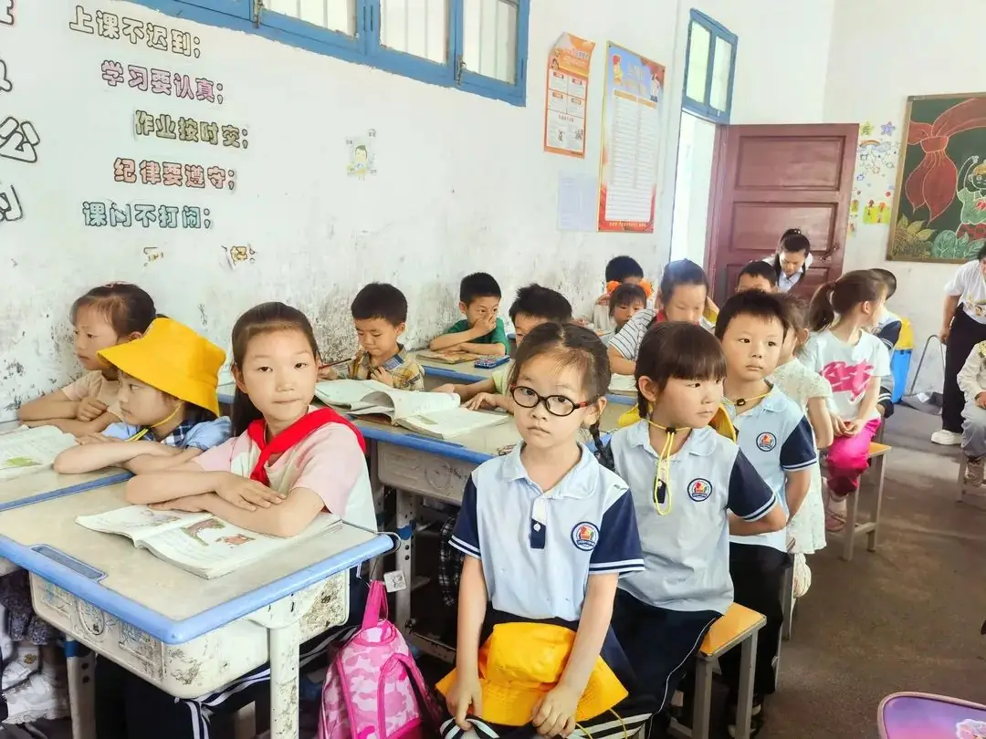 “初探小学 稳步启航”—— 沙窝镇中心幼儿园大班幼小衔接策划活动 第37张 “初探小学 稳步启航”—— 沙窝镇中心幼儿园大班幼小衔接策划活动 第37张