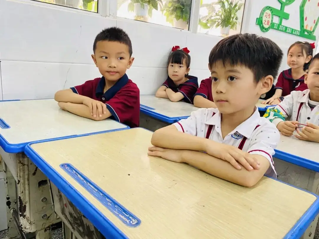 初探小学 礼遇成长——宣汉县蒲江幼儿园幼小衔接活动 第31张 初探小学 礼遇成长——宣汉县蒲江幼儿园幼小衔接活动 第31张