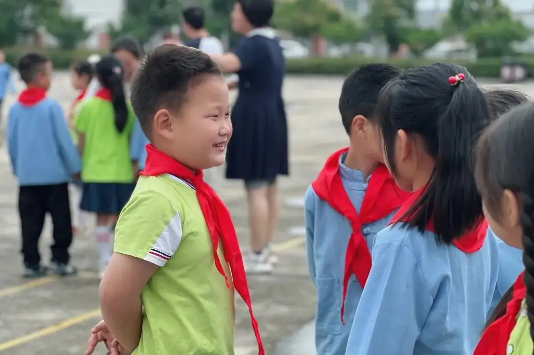 【走,参观小学去!】佛子山镇中心幼儿园大班级部参观小学活动 第62张 【走,参观小学去!】佛子山镇中心幼儿园大班级部参观小学活动 第62张