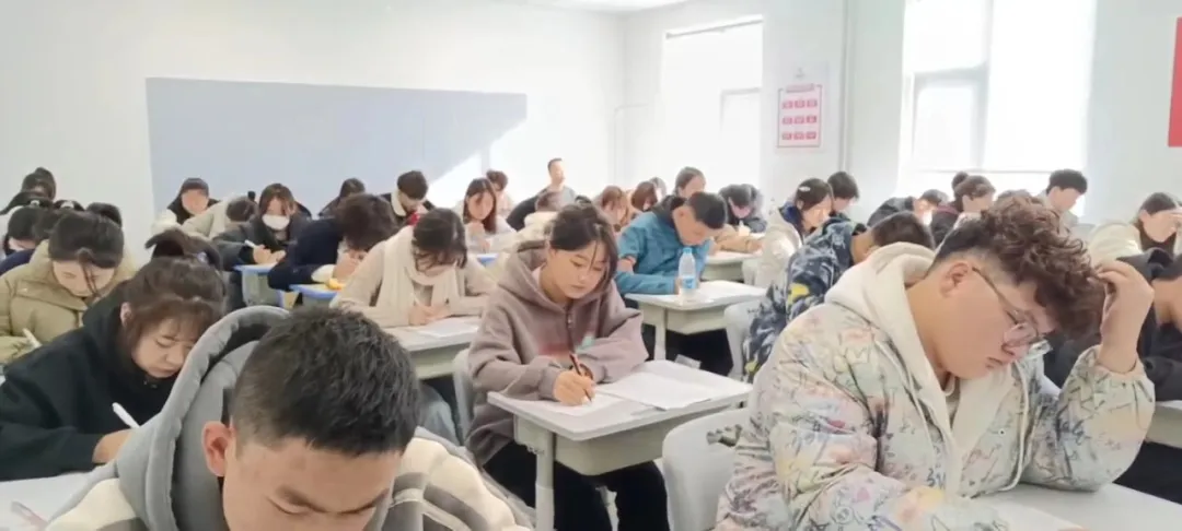 中考护航 | 八山熠星初升高音乐特长生招生简章-第33张图片-四季读书网 中考护航 | 八山熠星初升高音乐特长生招生简章-第33张图片-四季读书网