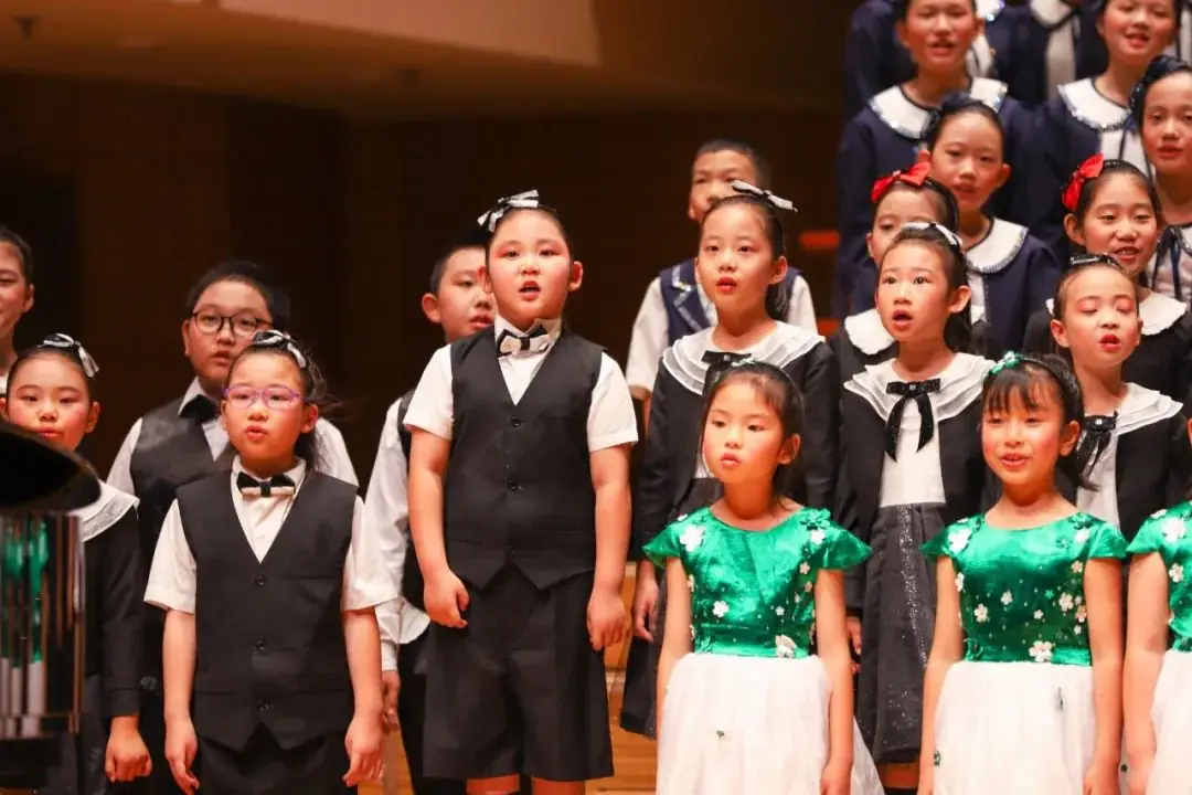 灯市口小学举行“逐光前行 扬帆远航”金帆合唱团二十周年专场音乐会暨灯市口小学建校160周年素质教育成果展示活动 第123张 灯市口小学举行“逐光前行 扬帆远航”金帆合唱团二十周年专场音乐会暨灯市口小学建校160周年素质教育成果展示活动 第123张