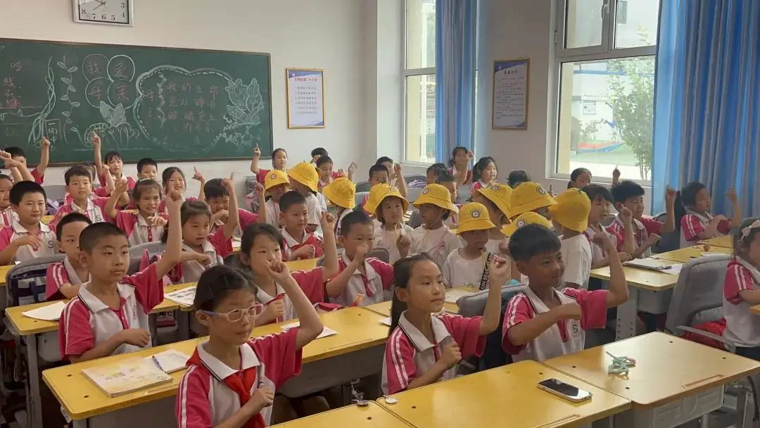【初探小学 礼遇成长】——安平县幼儿园旧城街园参观小学活动纪实 第15张 【初探小学 礼遇成长】——安平县幼儿园旧城街园参观小学活动纪实 第15张
