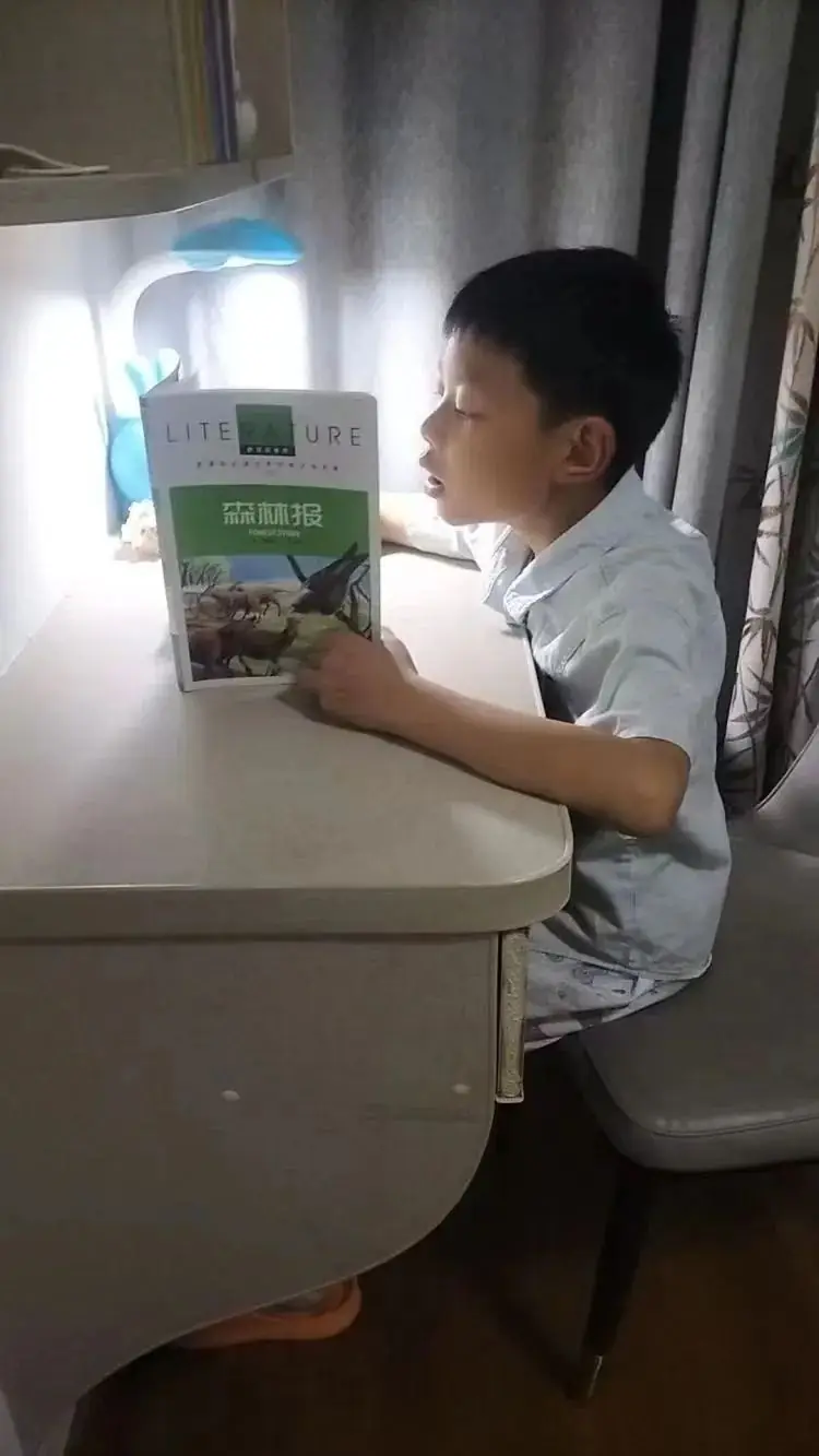 狄公小学班班共读系列之书香满园“阅”读“悦”美 ——狄公小学四年级班班共读 第21张 狄公小学班班共读系列之书香满园“阅”读“悦”美 ——狄公小学四年级班班共读 第21张