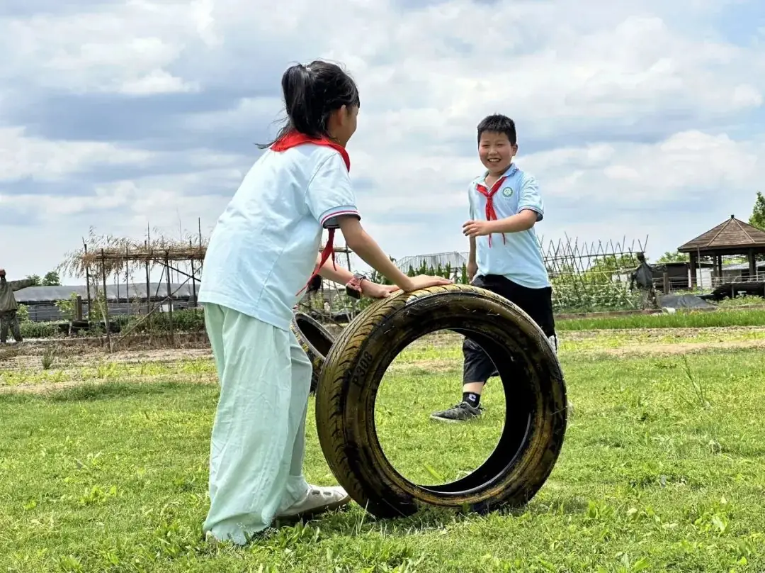 花园小学“国歌嘹亮 耕读童年”——庆六一•红领巾爱祖国研学实践活动 第117张 花园小学“国歌嘹亮 耕读童年”——庆六一•红领巾爱祖国研学实践活动 第117张