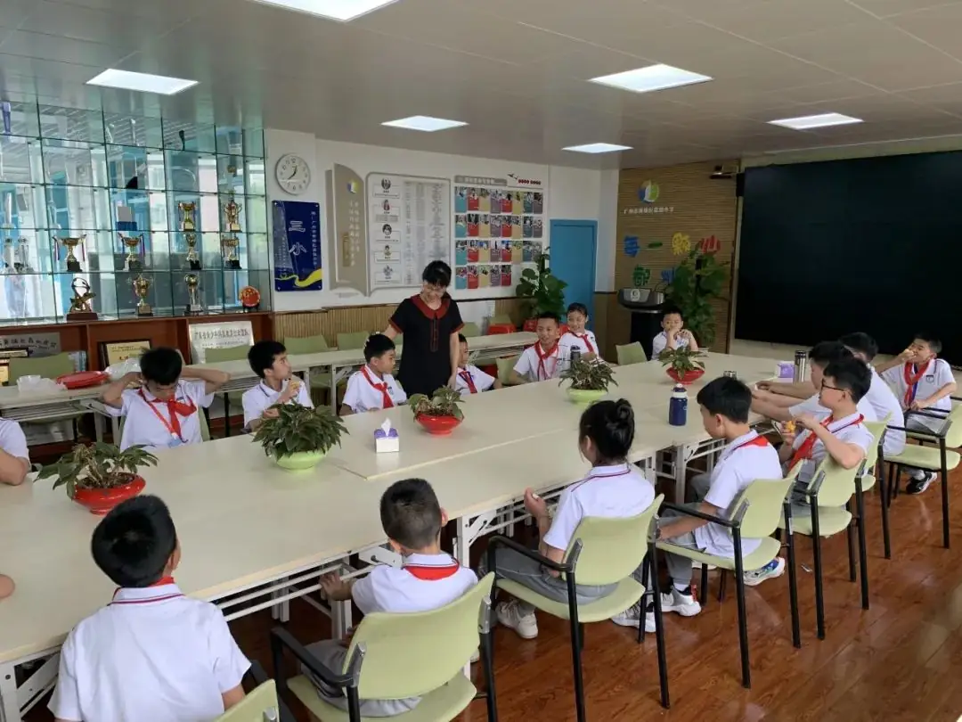 湖南省凤凰县阿拉石化小学“优才生”赴荔园小学跟班研学 第52张 湖南省凤凰县阿拉石化小学“优才生”赴荔园小学跟班研学 第52张