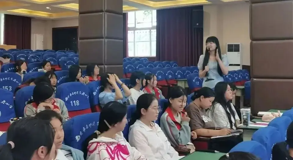 高坪中学老师赴老君小学开展心理健康专题讲座 第7张 高坪中学老师赴老君小学开展心理健康专题讲座 第7张