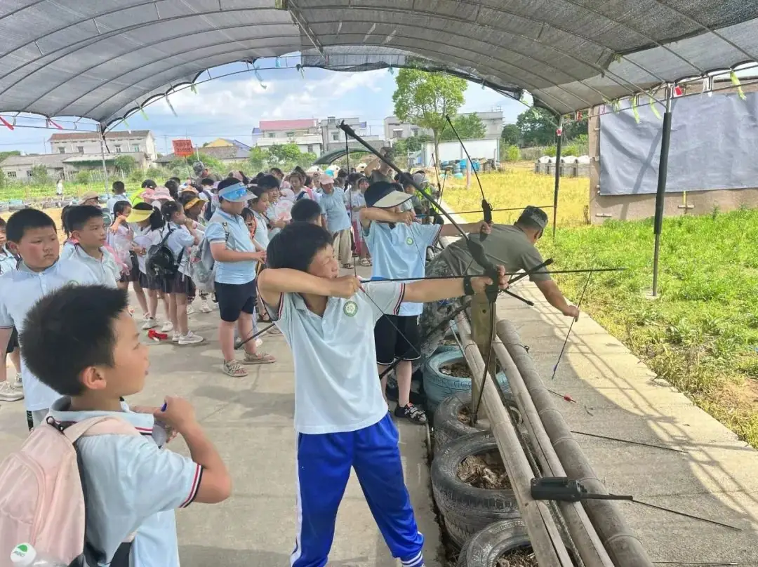 花园小学“国歌嘹亮 耕读童年”——庆六一•红领巾爱祖国研学实践活动 第95张 花园小学“国歌嘹亮 耕读童年”——庆六一•红领巾爱祖国研学实践活动 第95张