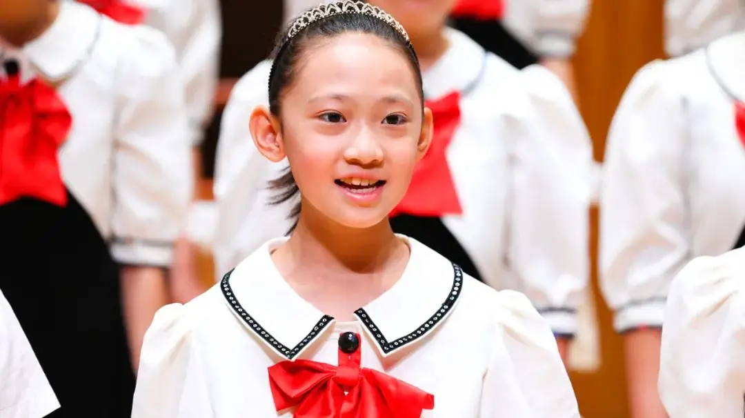 灯市口小学举行“逐光前行 扬帆远航”金帆合唱团二十周年专场音乐会暨灯市口小学建校160周年素质教育成果展示活动 第25张 灯市口小学举行“逐光前行 扬帆远航”金帆合唱团二十周年专场音乐会暨灯市口小学建校160周年素质教育成果展示活动 第25张