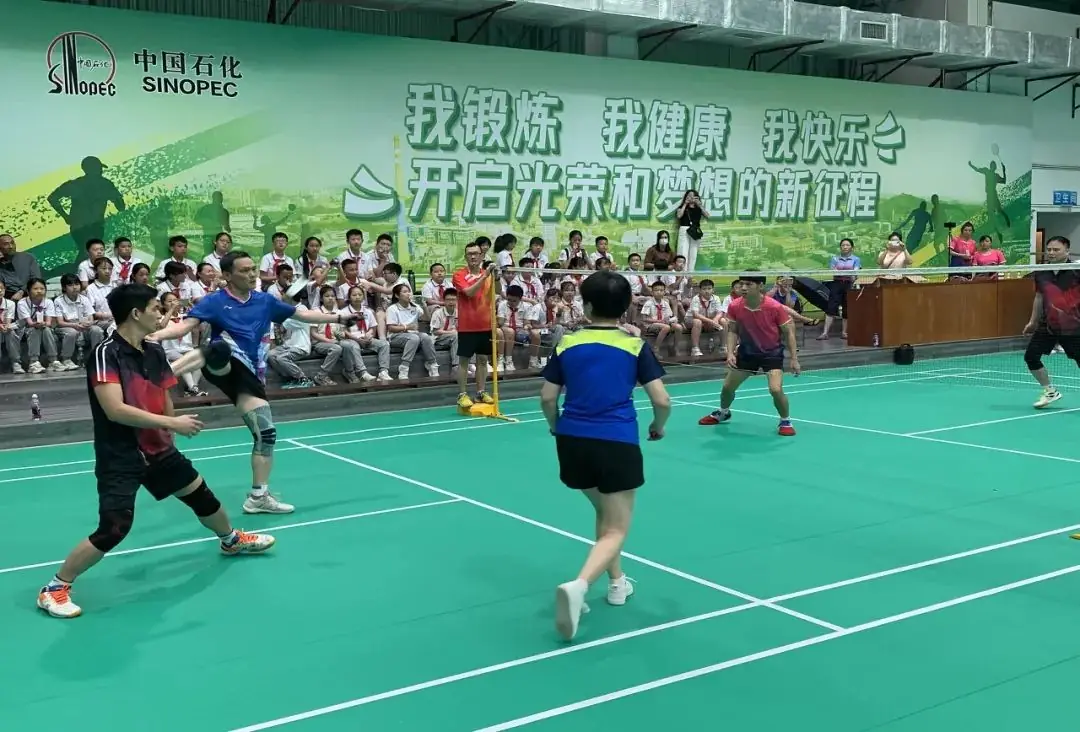 湖南省凤凰县阿拉石化小学“优才生”赴荔园小学跟班研学 第83张 湖南省凤凰县阿拉石化小学“优才生”赴荔园小学跟班研学 第83张