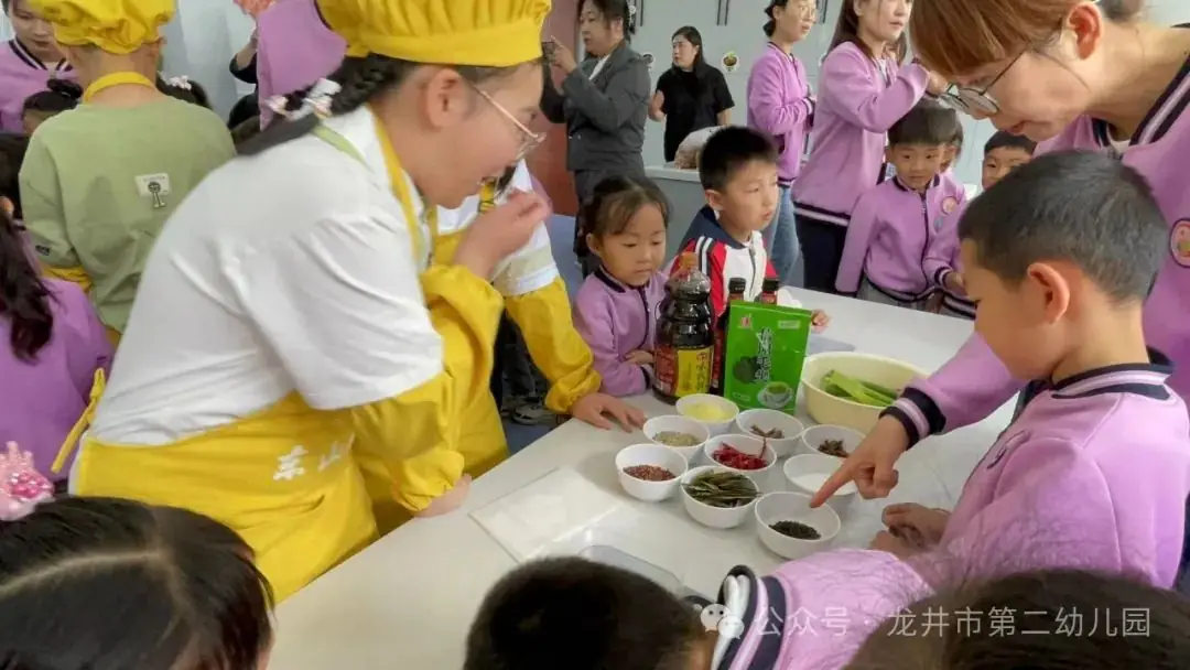 【幼儿活动】“趣”探小学,“幼”见成长——龙井市第二幼儿园携手龙井市东山实验小学开展参观小学活动 第93张 【幼儿活动】“趣”探小学,“幼”见成长——龙井市第二幼儿园携手龙井市东山实验小学开展参观小学活动 第93张