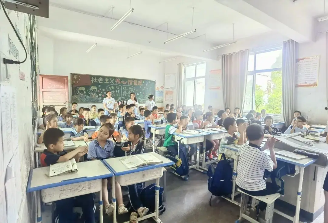 “初探小学 稳步启航”—— 沙窝镇中心幼儿园大班幼小衔接策划活动 第26张 “初探小学 稳步启航”—— 沙窝镇中心幼儿园大班幼小衔接策划活动 第26张