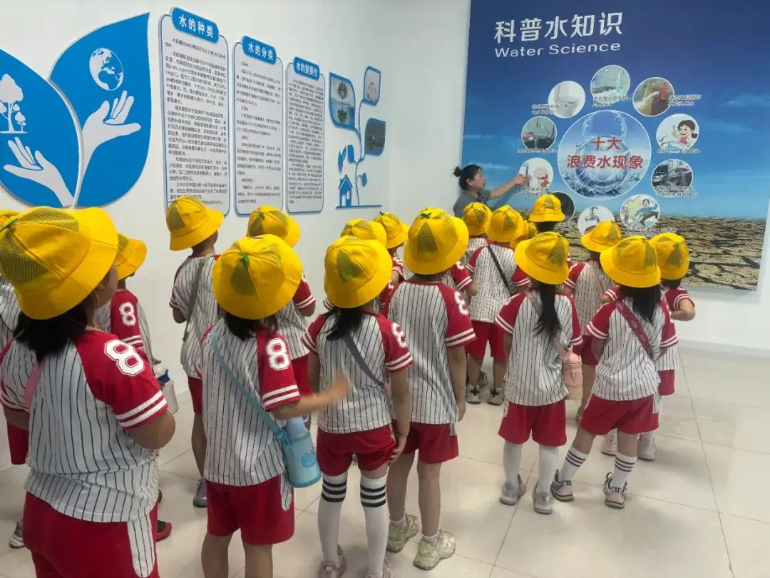 美好初夏,“幼”见小学——安阳高新区商颂小学迎接各幼儿园走进小学幼小衔接活动纪实 第19张 美好初夏,“幼”见小学——安阳高新区商颂小学迎接各幼儿园走进小学幼小衔接活动纪实 第19张