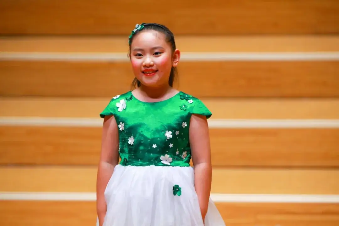 灯市口小学举行“逐光前行 扬帆远航”金帆合唱团二十周年专场音乐会暨灯市口小学建校160周年素质教育成果展示活动 第44张 灯市口小学举行“逐光前行 扬帆远航”金帆合唱团二十周年专场音乐会暨灯市口小学建校160周年素质教育成果展示活动 第44张