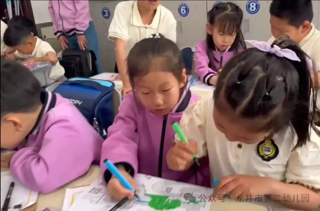 【幼儿活动】“趣”探小学,“幼”见成长——龙井市第二幼儿园携手龙井市东山实验小学开展参观小学活动 第48张 【幼儿活动】“趣”探小学,“幼”见成长——龙井市第二幼儿园携手龙井市东山实验小学开展参观小学活动 第48张