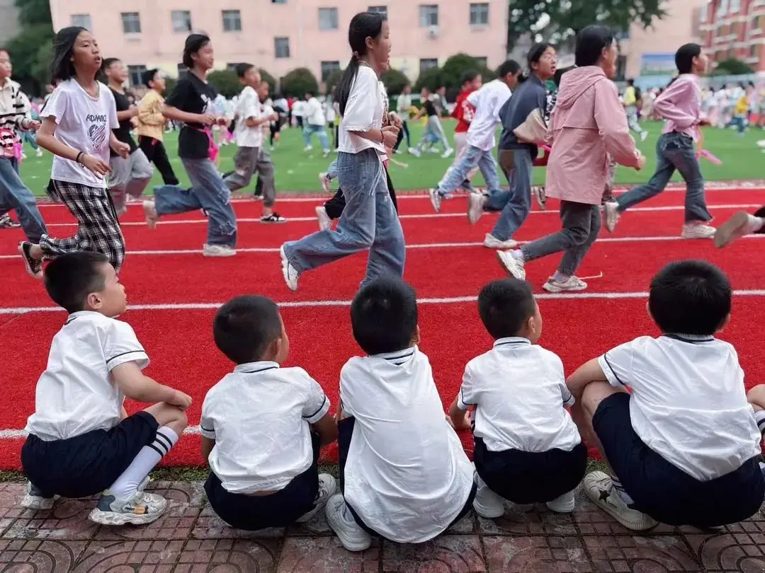 2024荣塘中心幼儿园“初探小学,'幼'见成长”大班幼小衔接活动 第49张 2024荣塘中心幼儿园“初探小学,'幼'见成长”大班幼小衔接活动 第49张