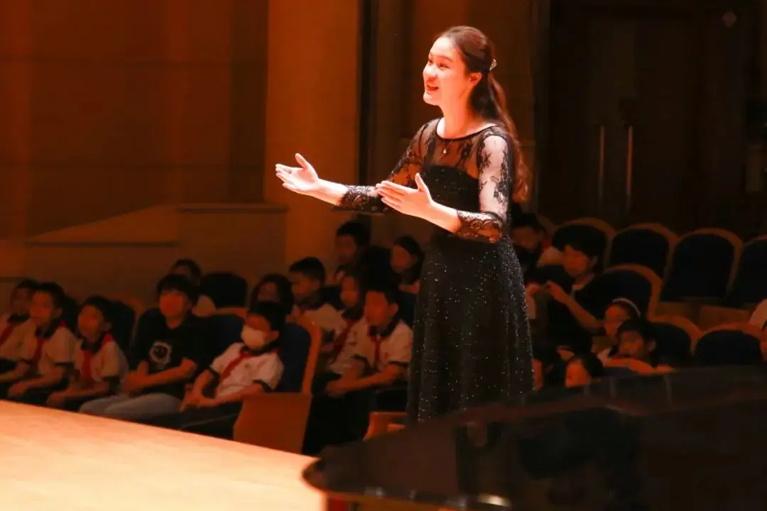 灯市口小学举行“逐光前行 扬帆远航”金帆合唱团二十周年专场音乐会暨灯市口小学建校160周年素质教育成果展示活动 第56张 灯市口小学举行“逐光前行 扬帆远航”金帆合唱团二十周年专场音乐会暨灯市口小学建校160周年素质教育成果展示活动 第56张