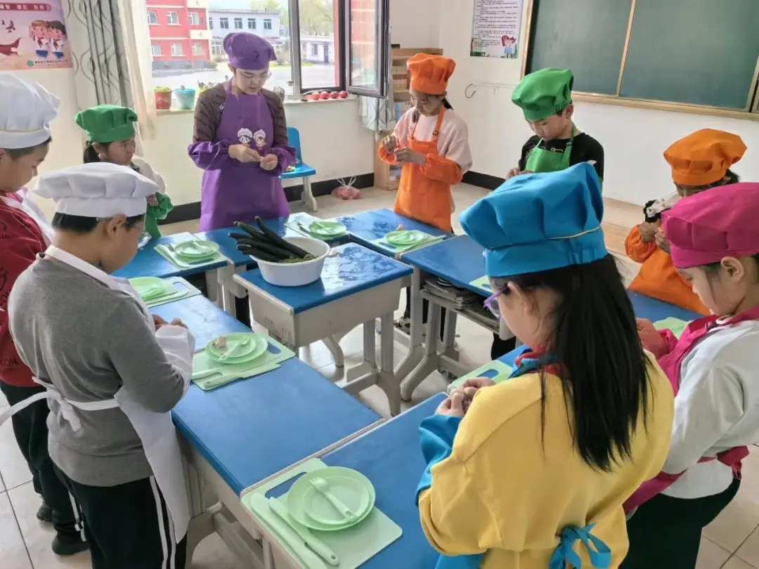 少年梦无限,因你更精彩 ——石河中心小学校招生简章 第37张 少年梦无限,因你更精彩 ——石河中心小学校招生简章 第37张