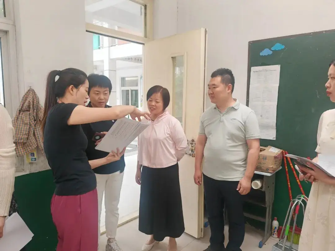 校园动态|曹县第一实验小学经典诵读验收活动 第10张 校园动态|曹县第一实验小学经典诵读验收活动 第10张