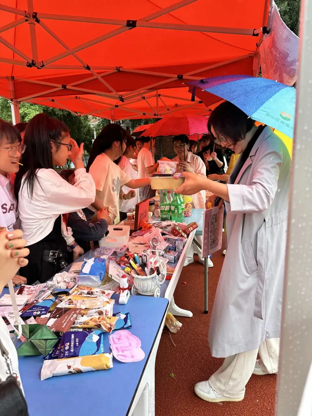 童梦飞扬 梦想起航----闻堰小学608班六一儿童节活动 第2张 童梦飞扬 梦想起航----闻堰小学608班六一儿童节活动 第2张