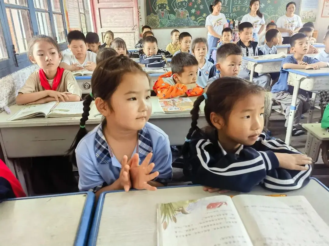 “初探小学 稳步启航”—— 沙窝镇中心幼儿园大班幼小衔接策划活动 第33张 “初探小学 稳步启航”—— 沙窝镇中心幼儿园大班幼小衔接策划活动 第33张
