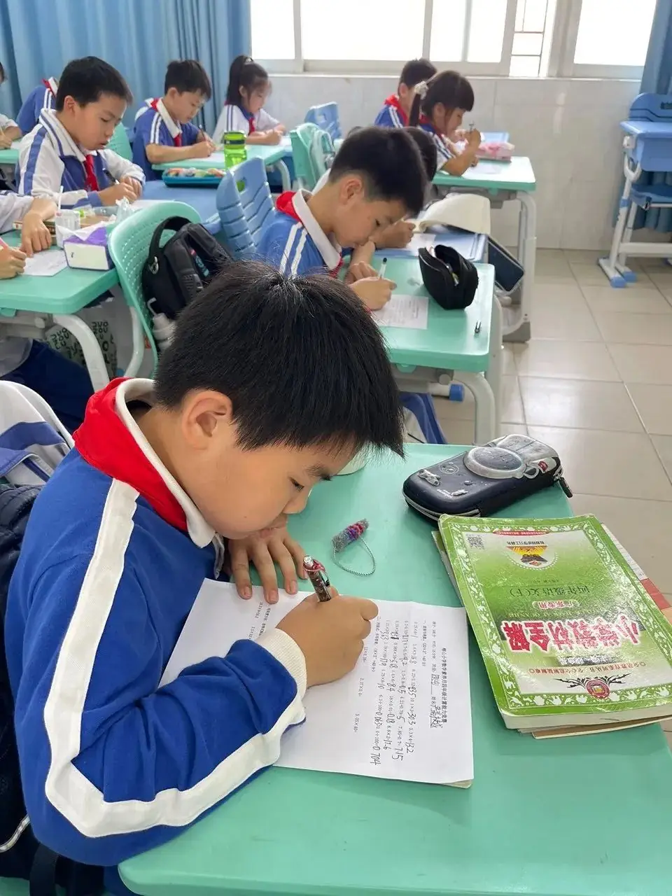 激发智慧之光,点亮思维之旅 —— 梅山小学四年级数学素养月活动纪实 第8张 激发智慧之光,点亮思维之旅 —— 梅山小学四年级数学素养月活动纪实 第8张