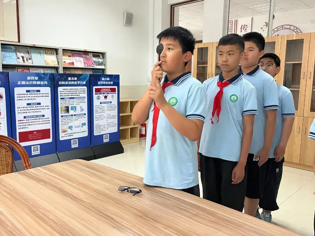 奎文区潍州湖小学开展“全国爱眼日”主题系列活动 第14张 奎文区潍州湖小学开展“全国爱眼日”主题系列活动 第14张