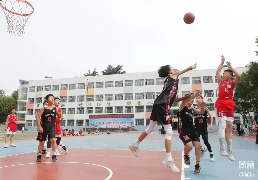 晋城市城区凤台小学在市区小学生篮球联赛中获佳绩 第17张 晋城市城区凤台小学在市区小学生篮球联赛中获佳绩 第17张